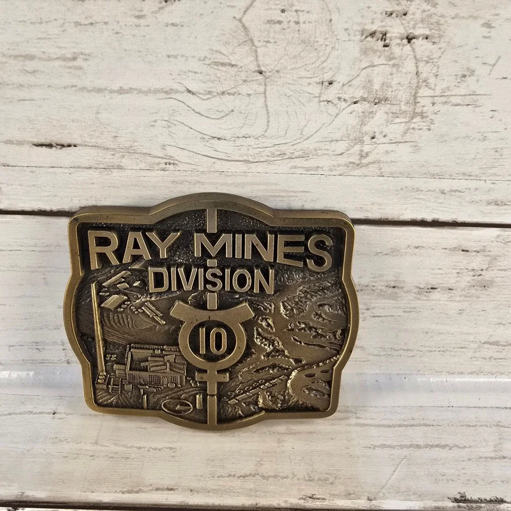 VTG Jostens Ray Mines Division 10 Brass Belt Buckle Mining‎ Memorabilia Bronze